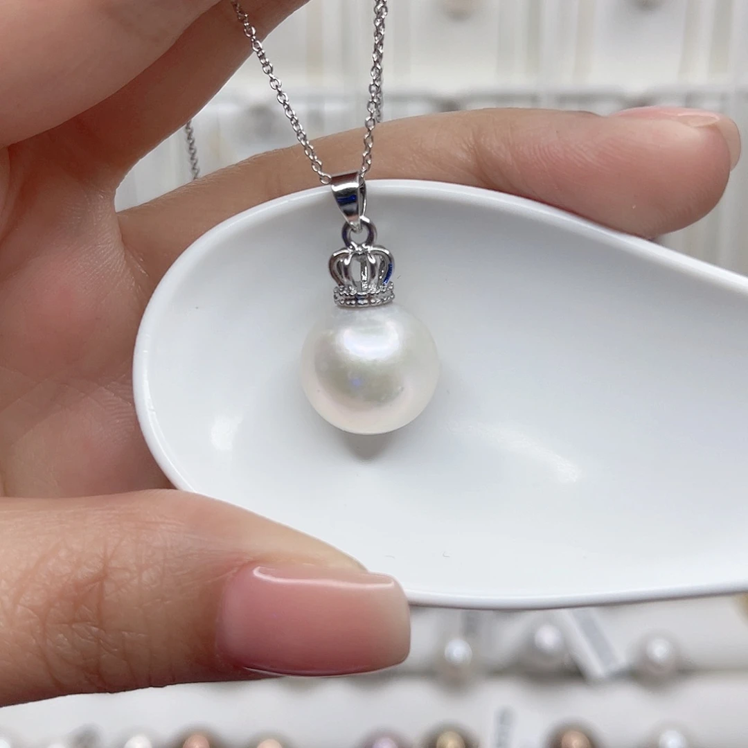 淡水珍珠吊坠(赠链)未镶嵌