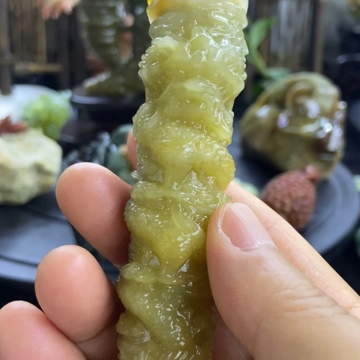 吉***、石材天然岫岩玉玉手镯拢住