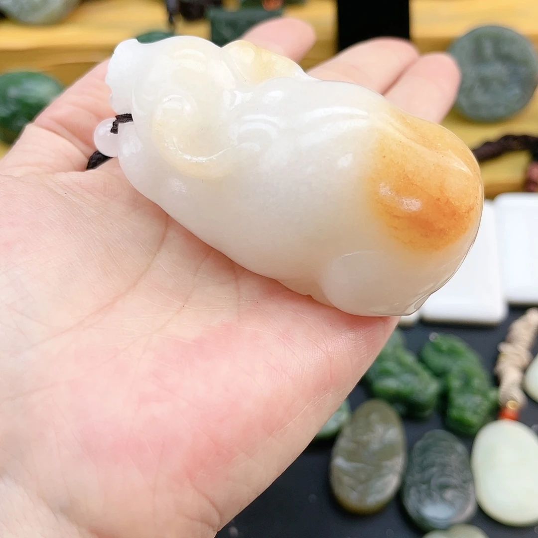 和田玉未镶嵌颈饰别*我