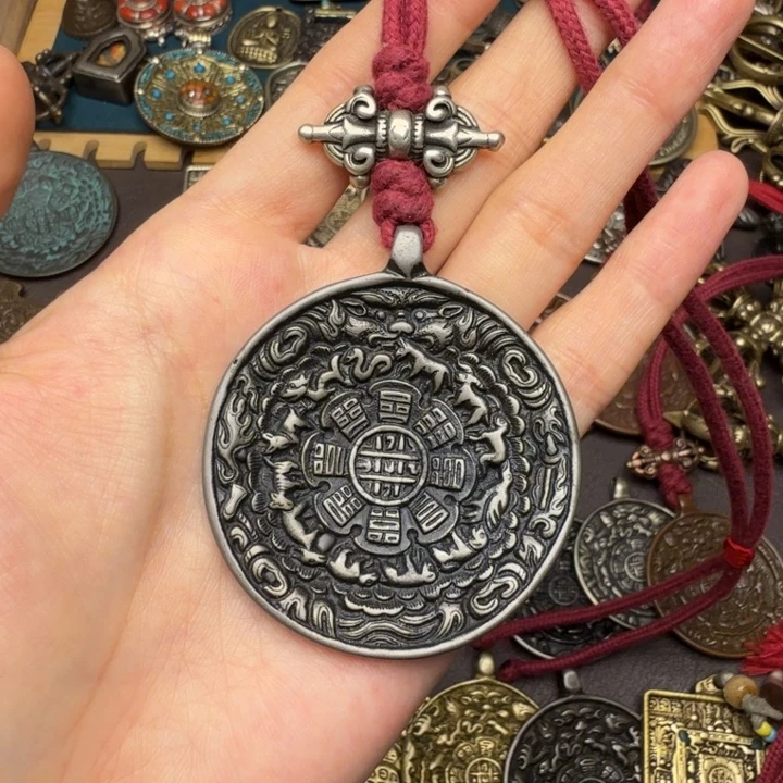 藏传文玩九宫如图