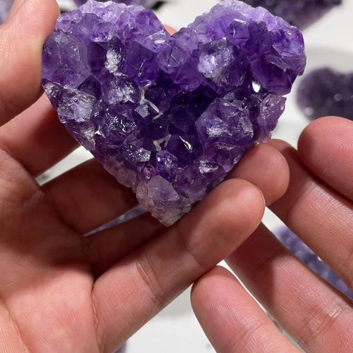 紫晶大型摆件（非配饰）未镶嵌