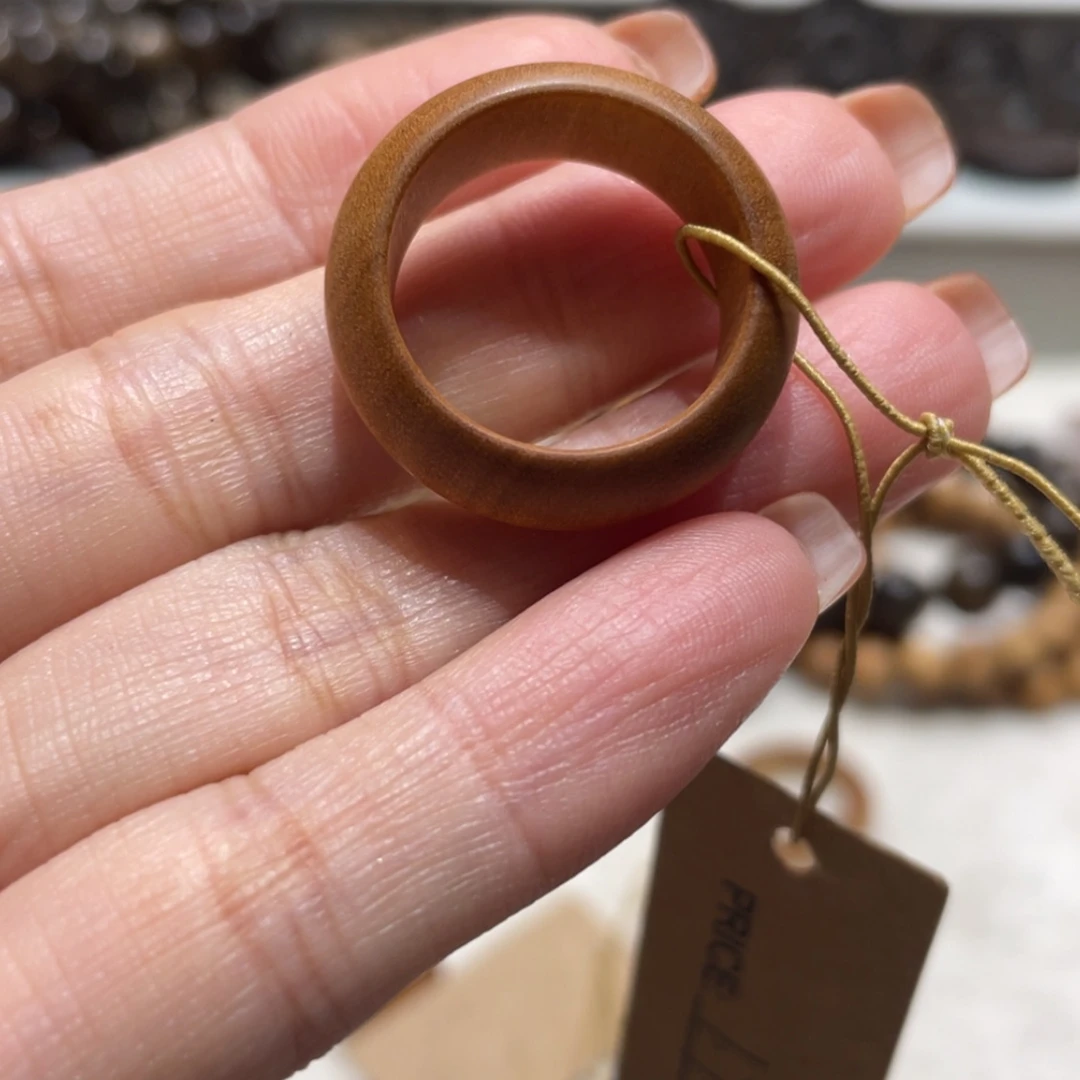 【闪购商品】檀香木吊坠俞*鱼小吊坠