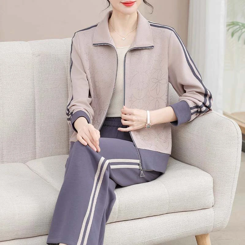 中老年人运动服套装女春秋2025新款中年妈妈春装外套洋气休闲上衣