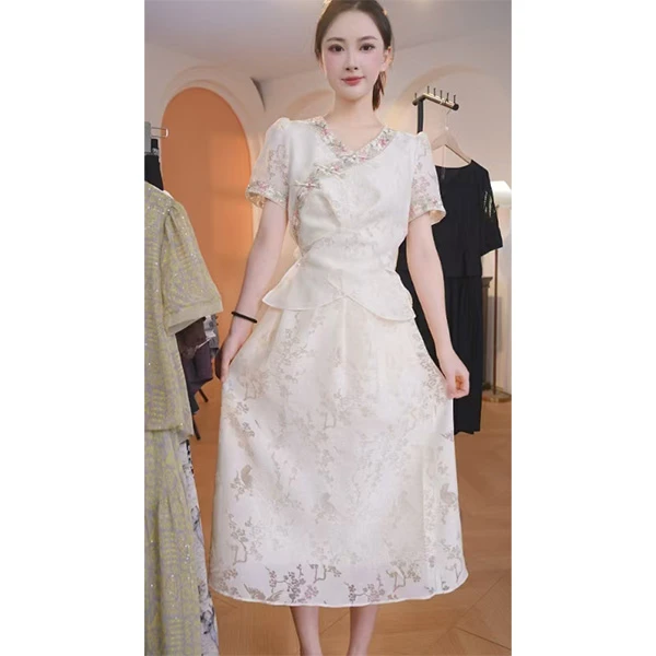 【赠送运费险】L8961  2025年春夏新款时尚气质上衣小衫＋半身裙