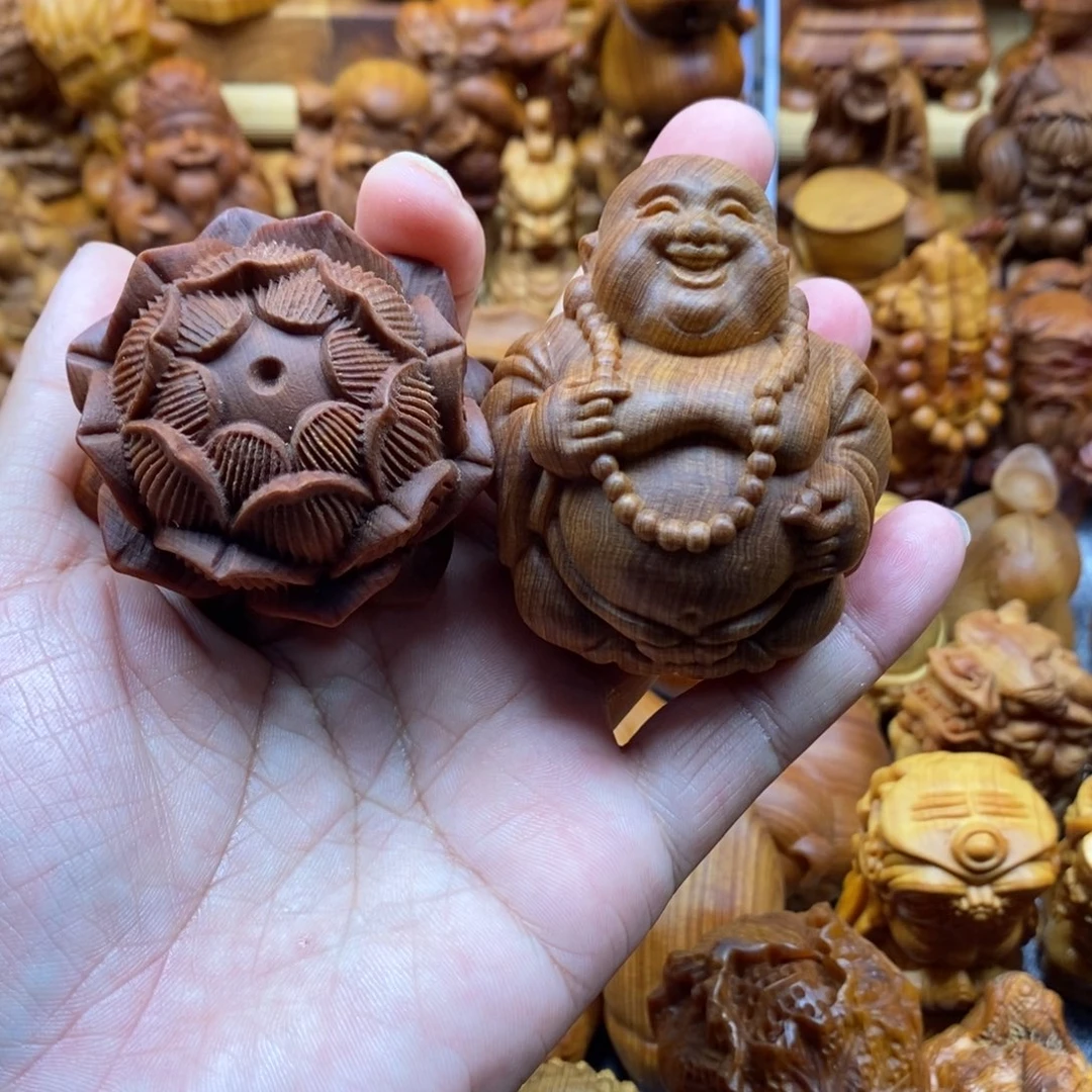 柏木（崖柏）于*正莲花，弥勒