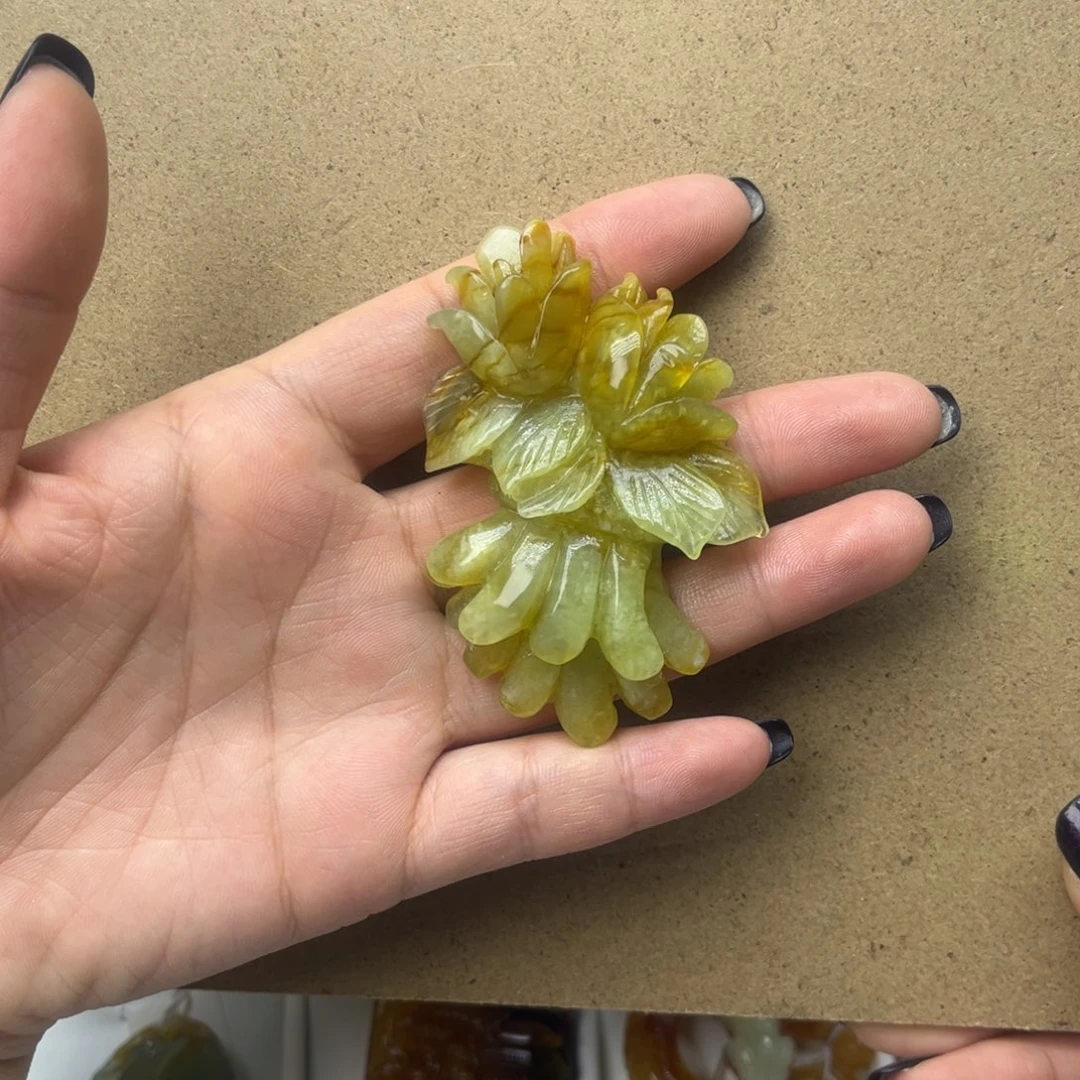 蛇纹石玉颈饰未镶嵌乾*