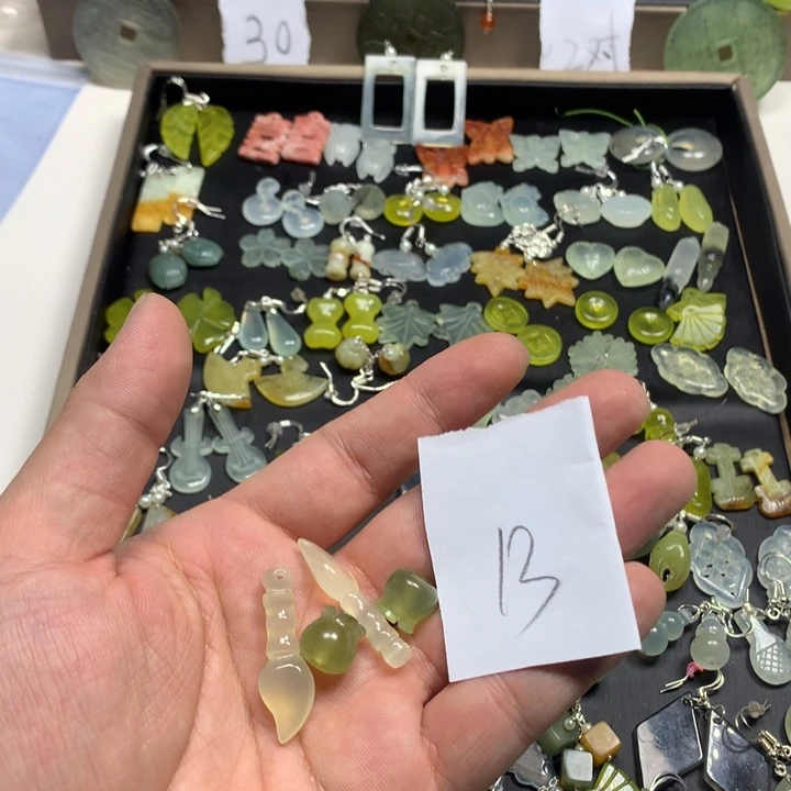 蛇纹石玉耳钉足银镀金镶嵌用****1