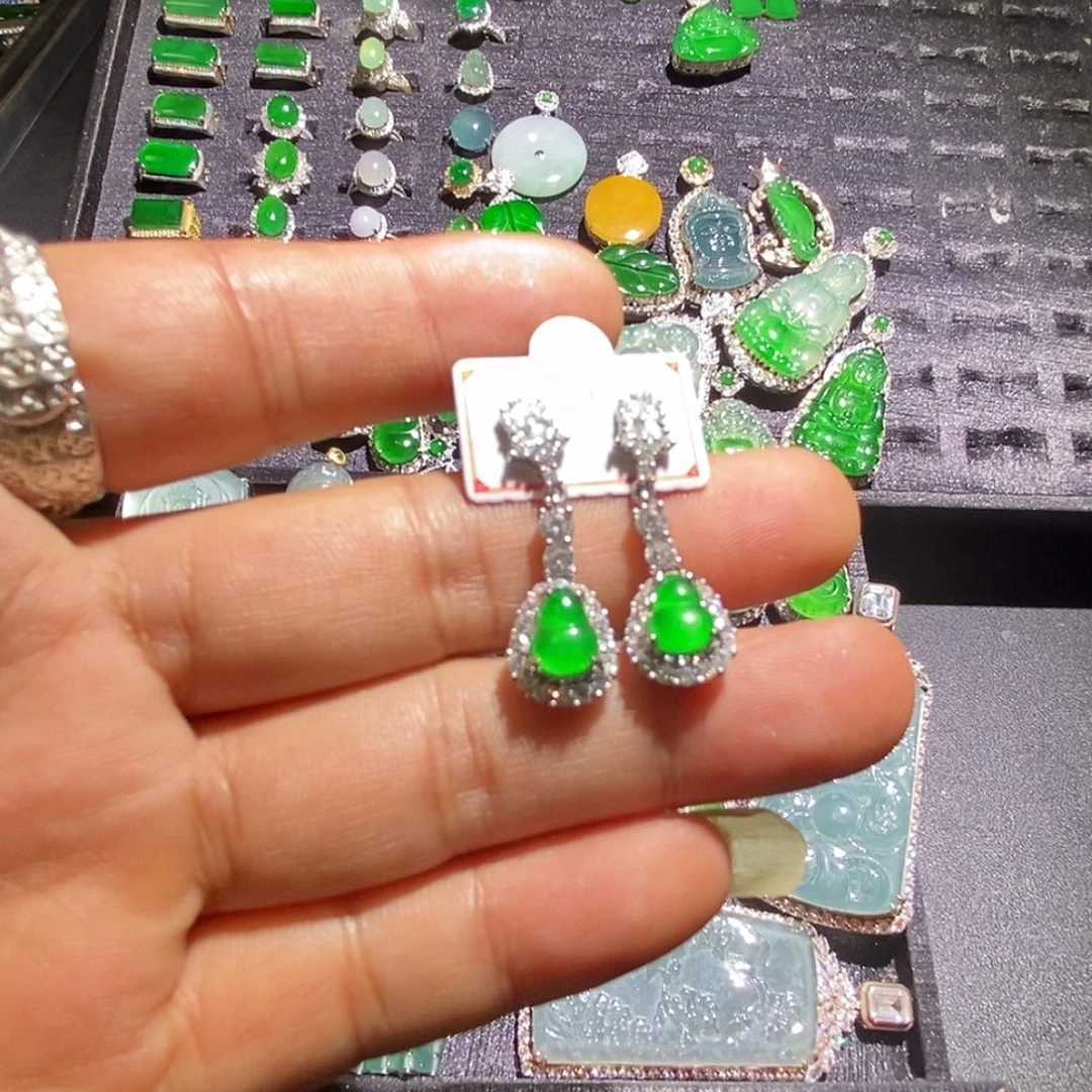 翡翠未镶嵌耳饰A货翡翠1