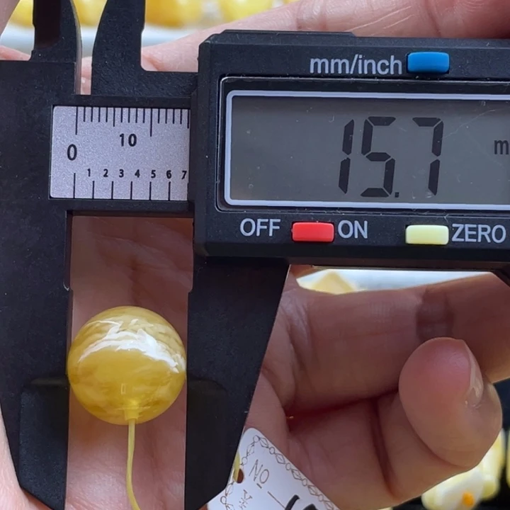 蜜蜡未镶嵌裸石39