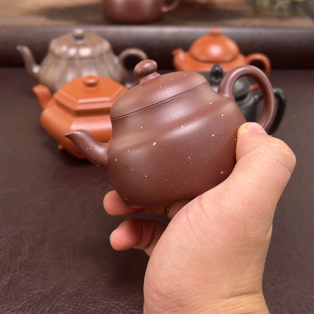 D***宇茶壶紫砂汽修厂和机械设备