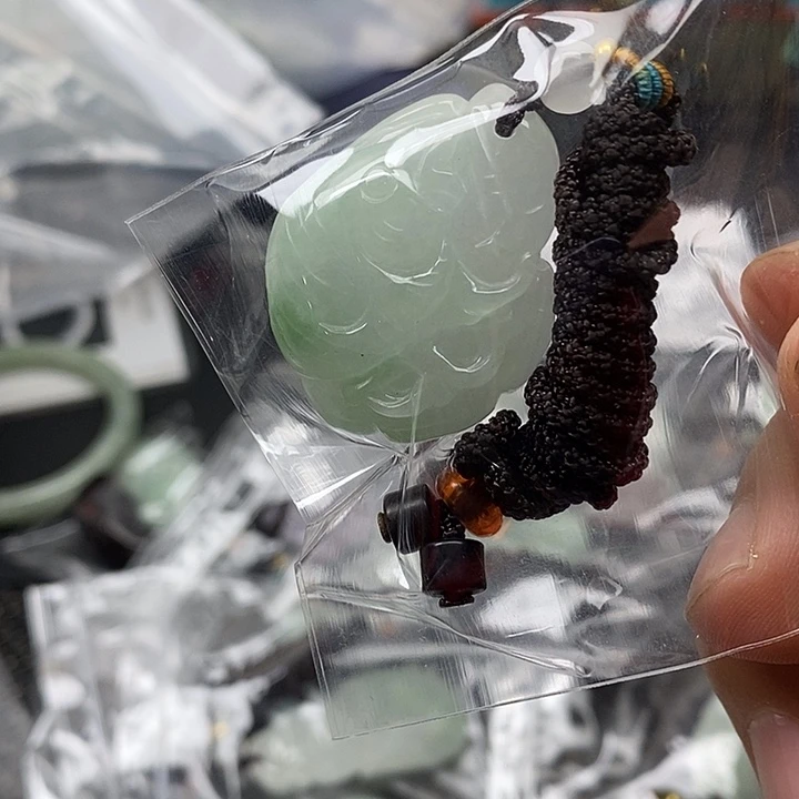 翡翠未镶嵌颈饰454