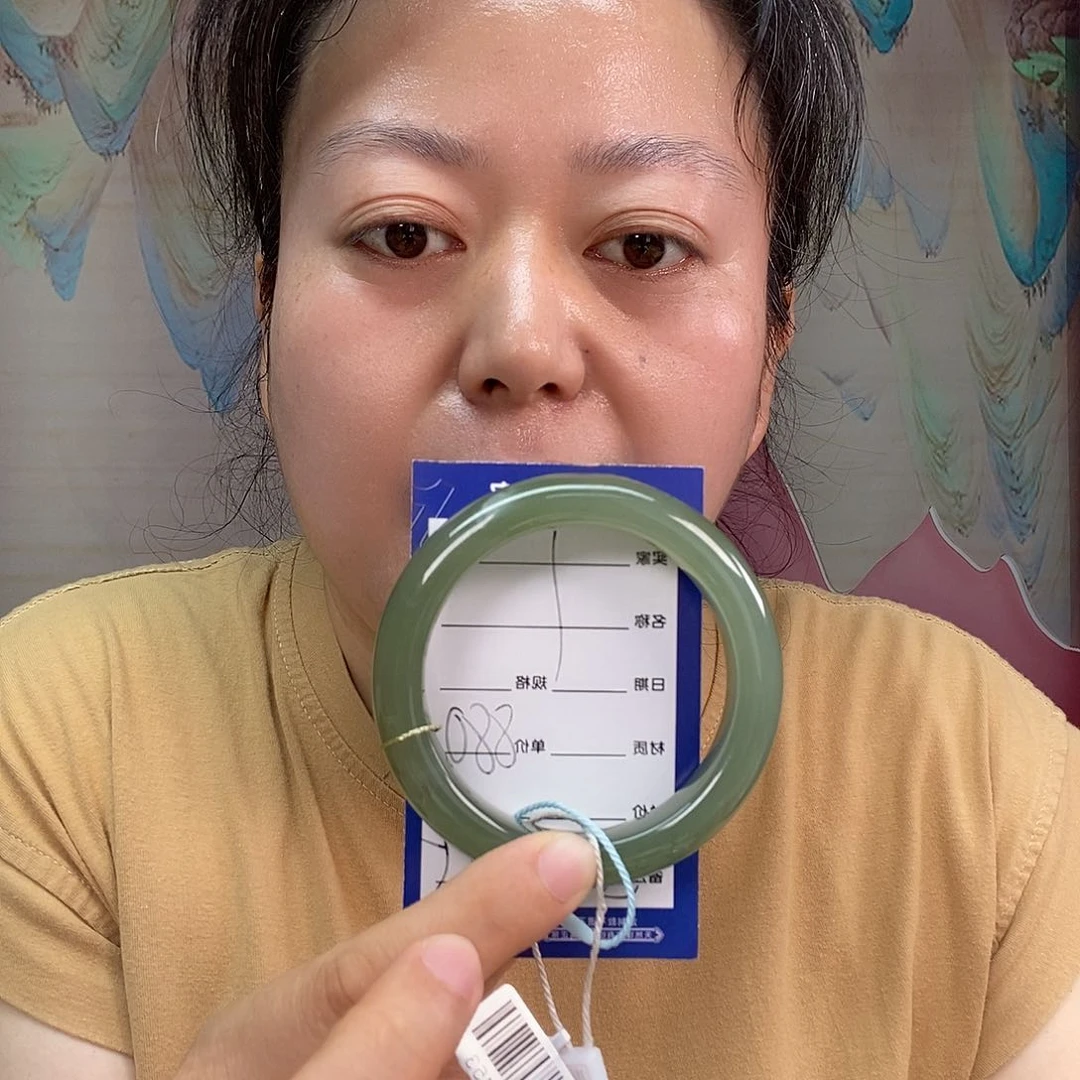 和田玉手镯未镶嵌茄*