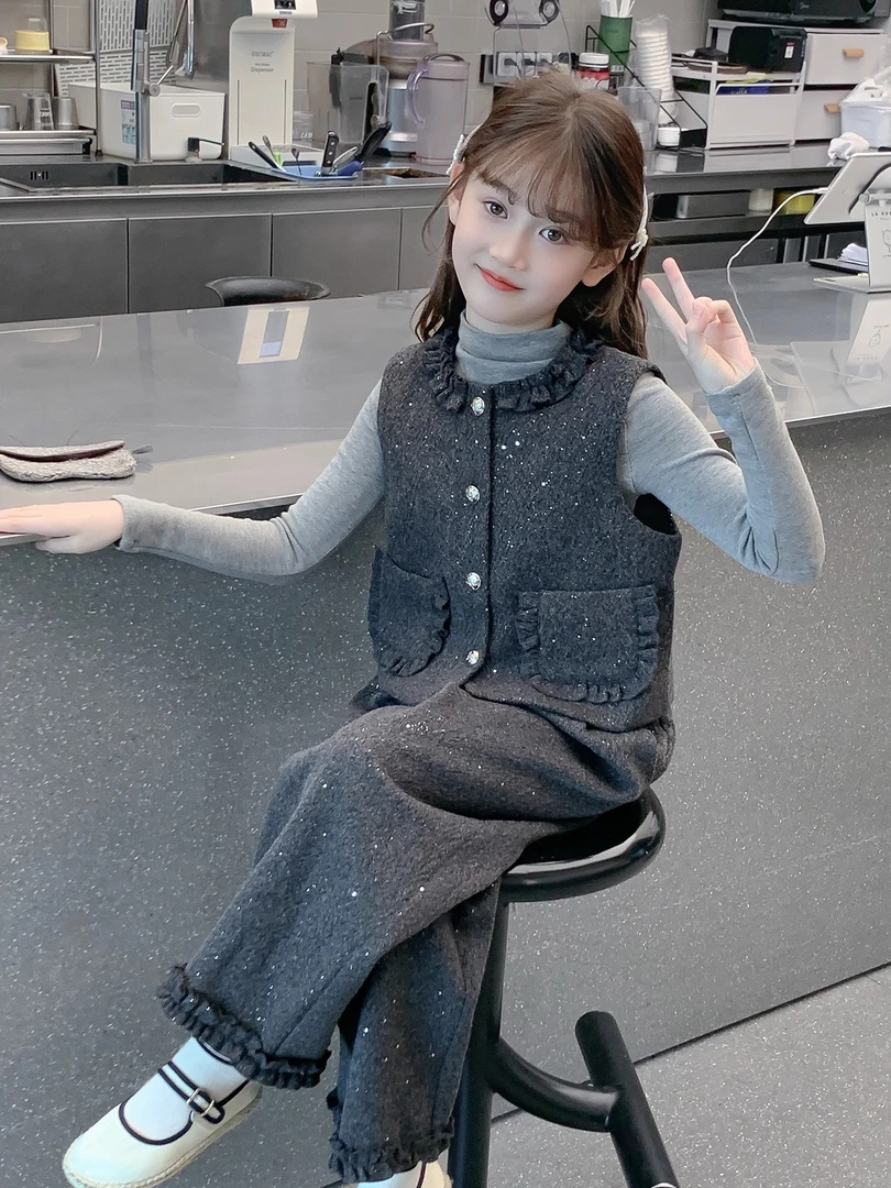 女童秋装套装2025新款儿童网红洋气超好看小香风女孩春秋款三件套