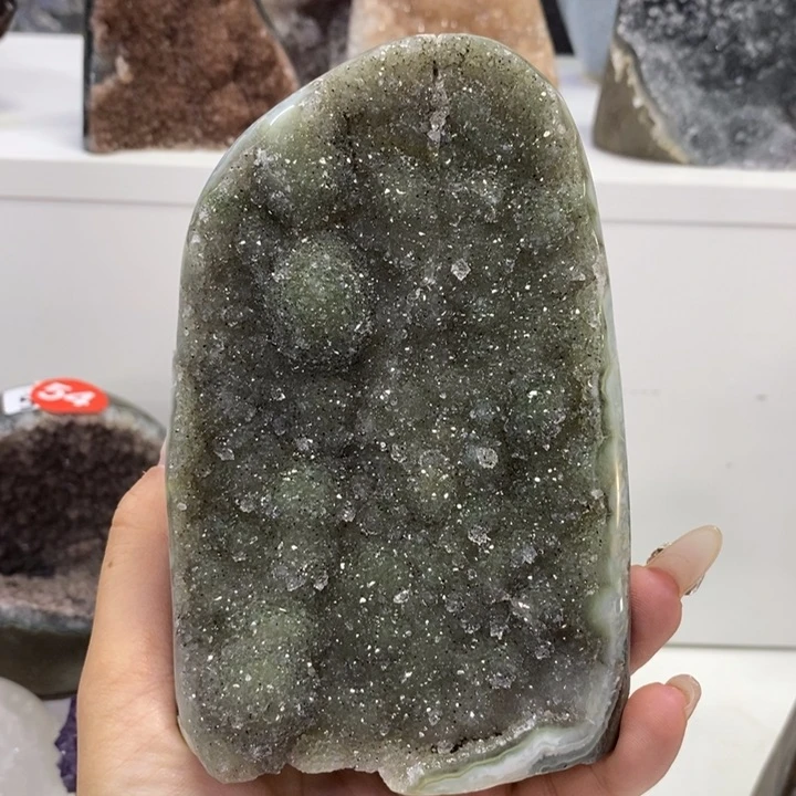 未镶嵌水晶大型摆件（非配饰）