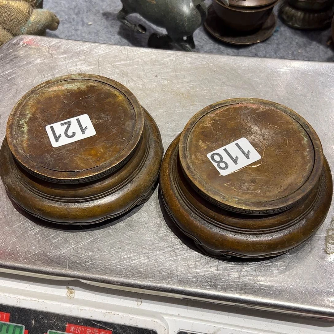 金**兔微瑕疵黄铜摆件工艺品