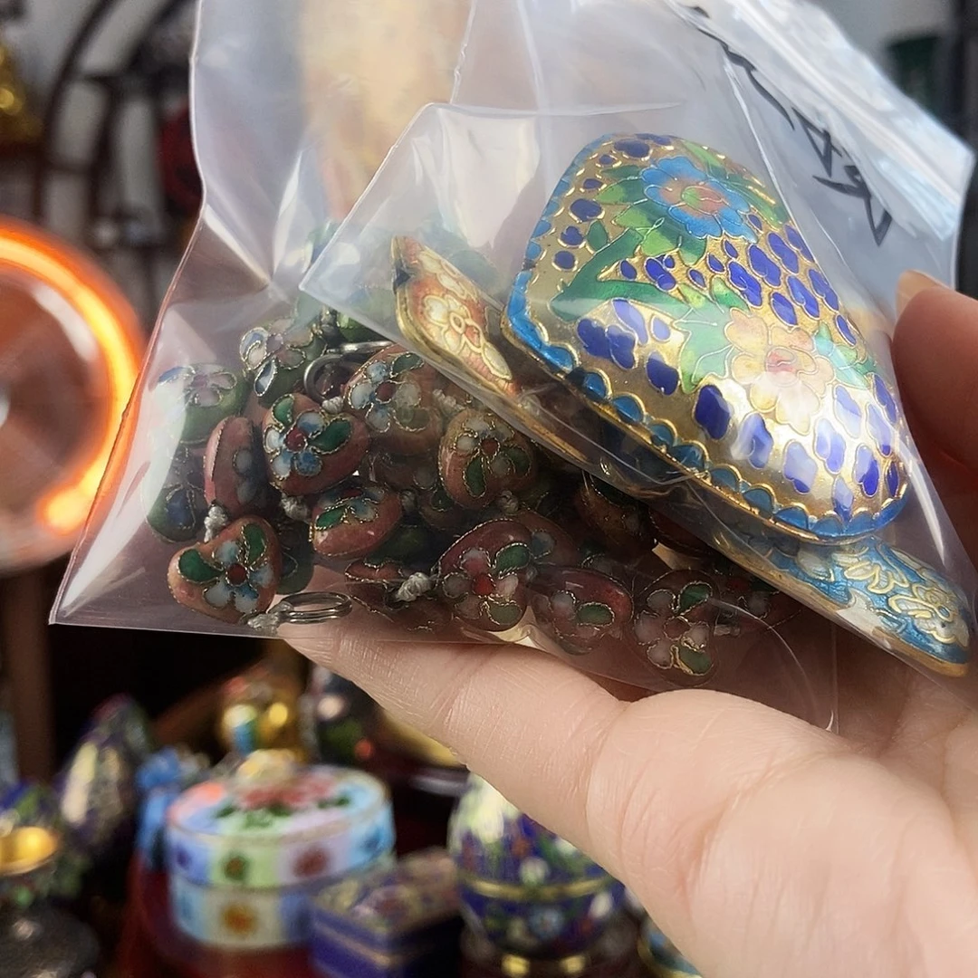 琴***扬铜三条手链 四个长条吊坠 一个爱心大吊坠