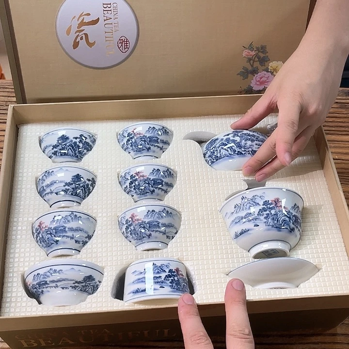 孤品茶具套装等。