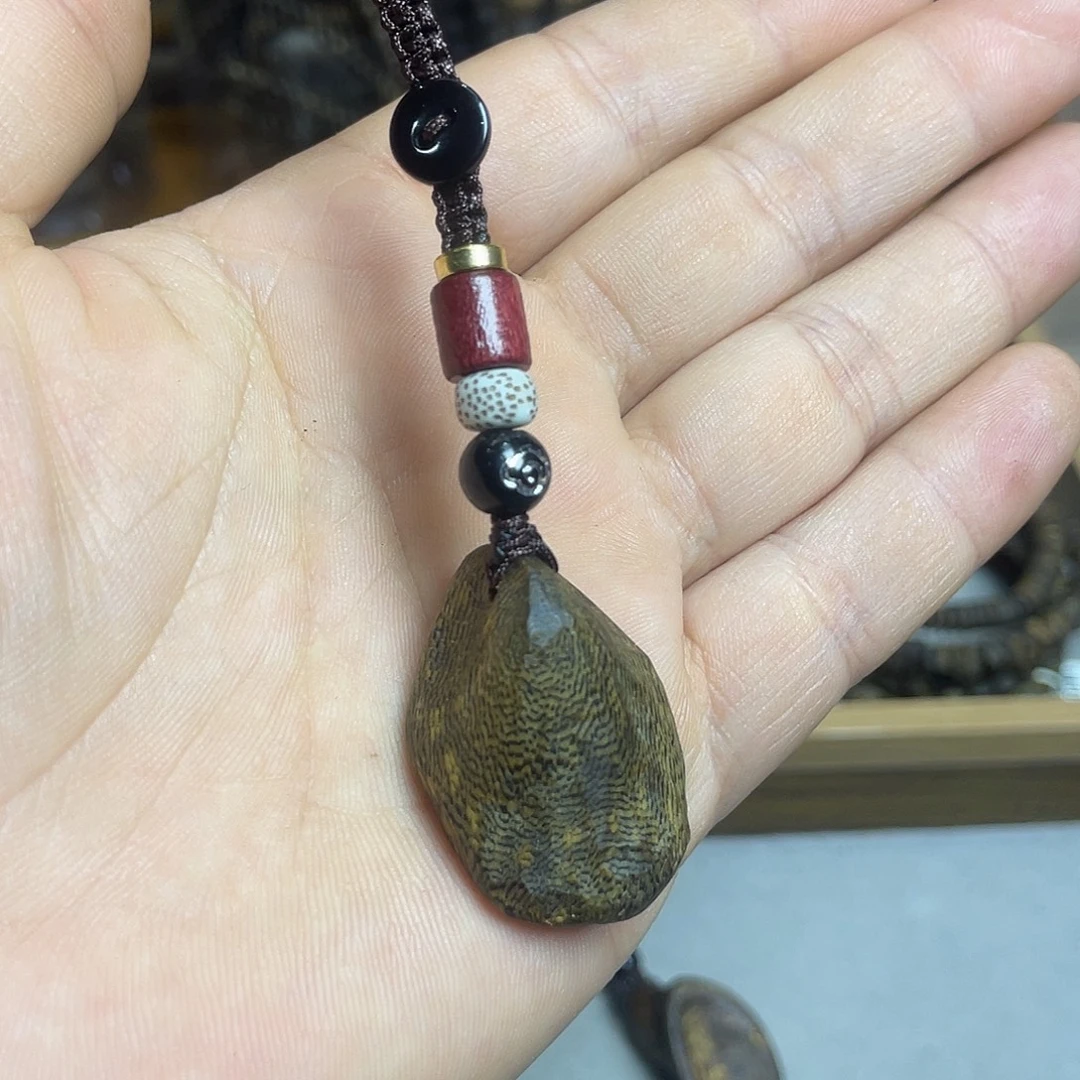 沉香碎屑沉香奇楠沉香沉水钥匙扣