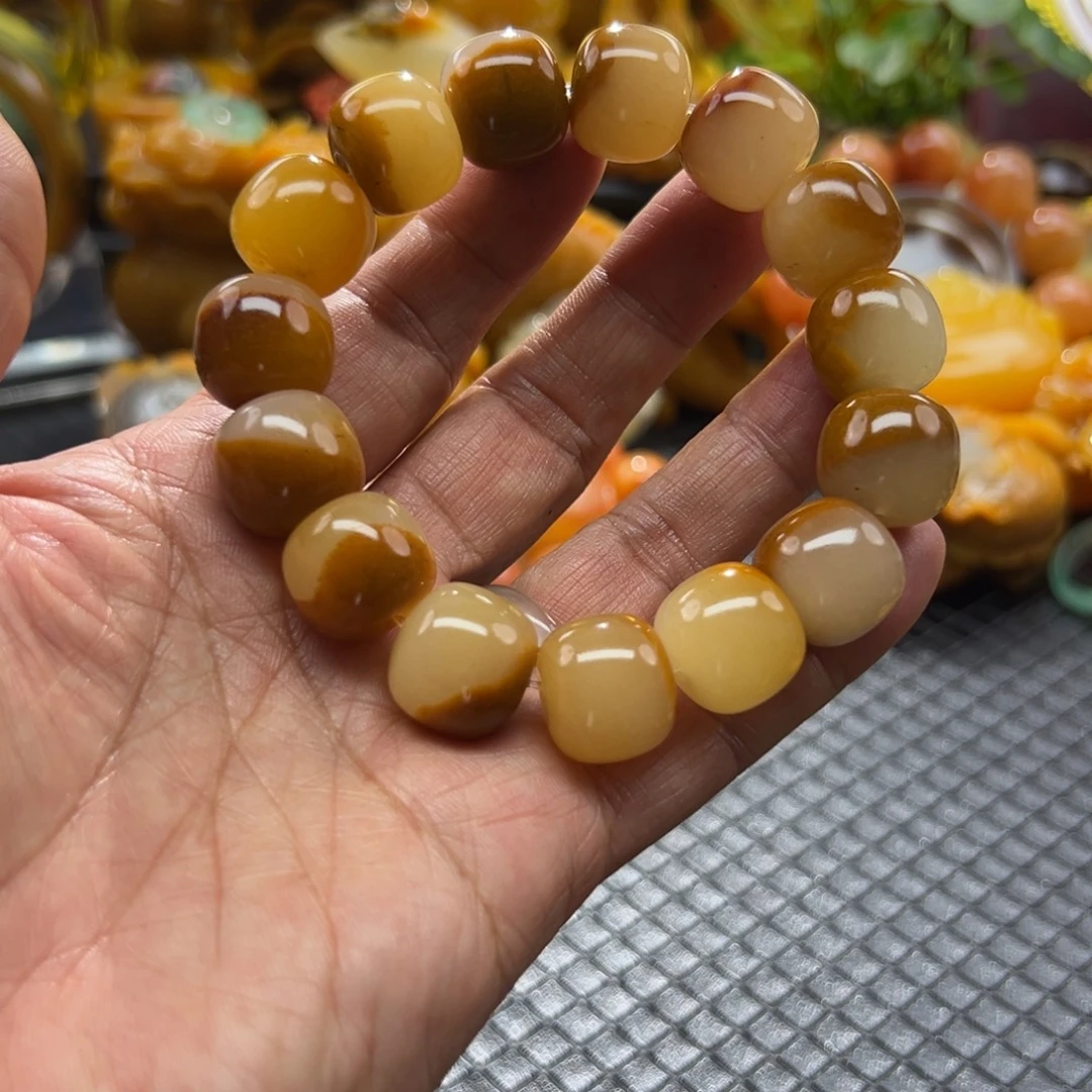 石英质玉未镶嵌颈饰