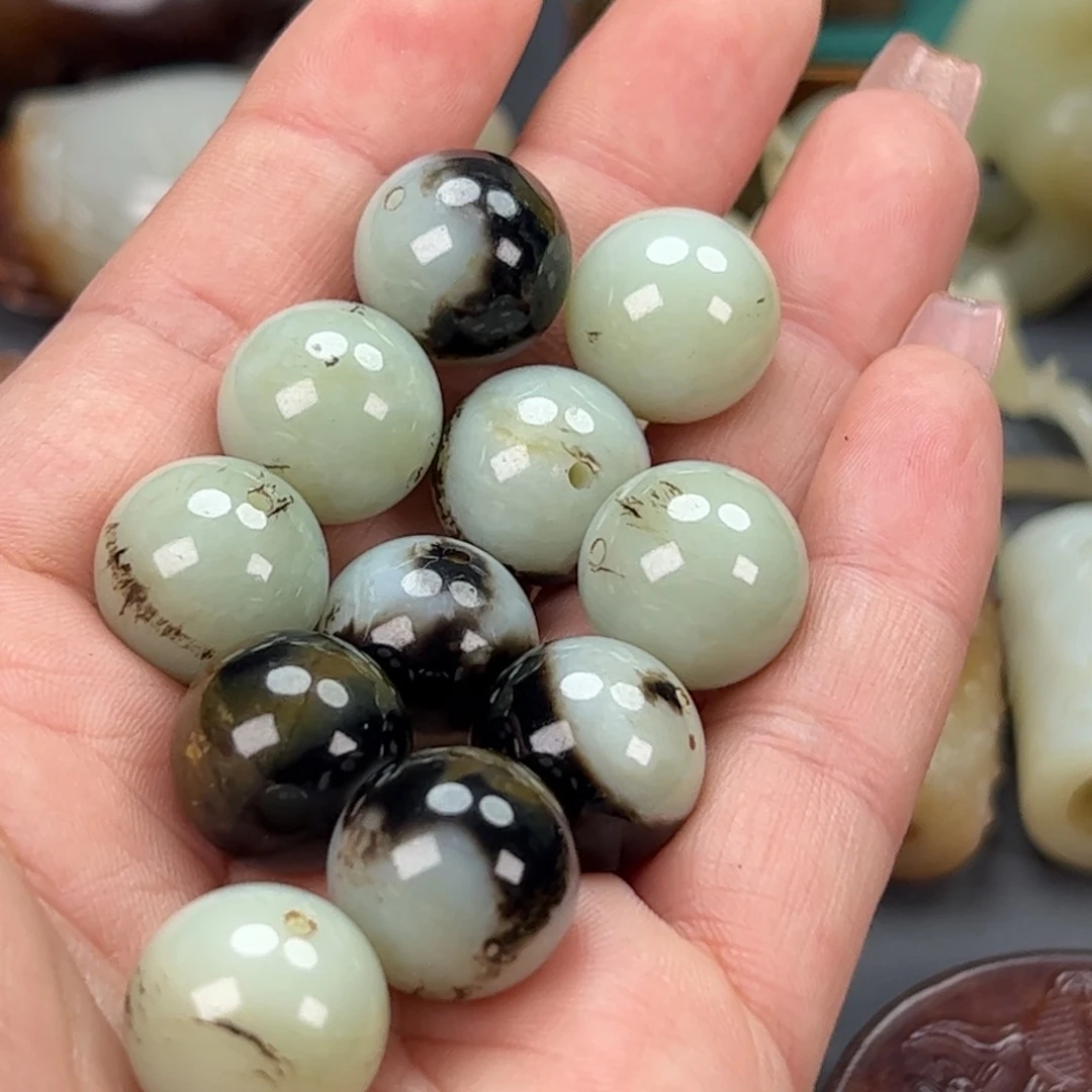 和田玉（糖玉）颈饰未镶嵌楚**秋