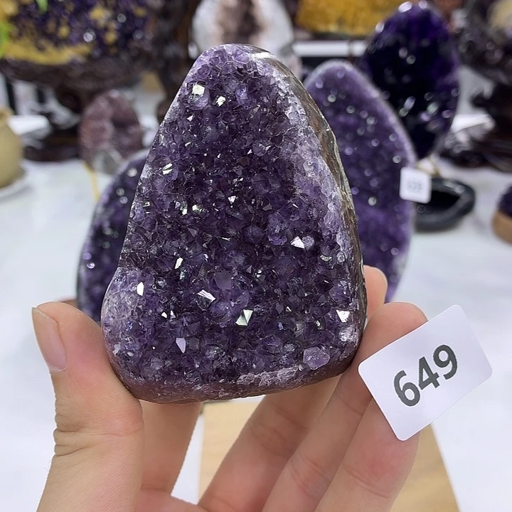 未镶嵌大型摆件（非配饰）水晶