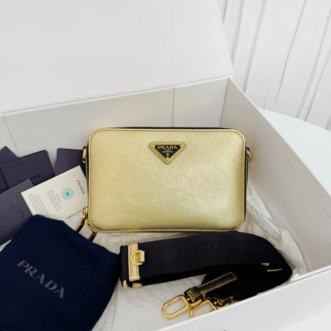 99新 Prada/普拉达 /夏vv0926/单肩包/15283697