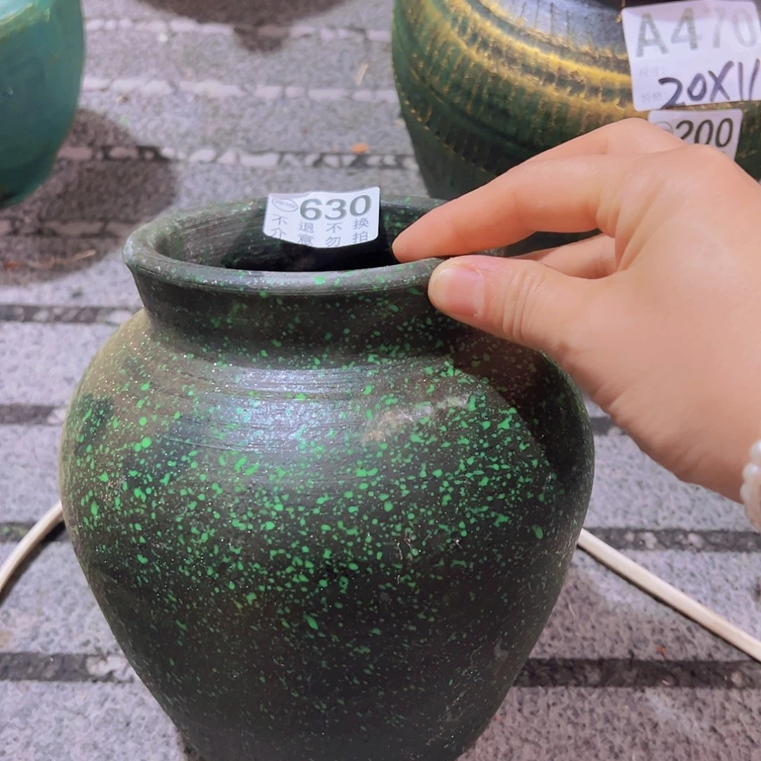 瑕疵绿色小坛子有孔630