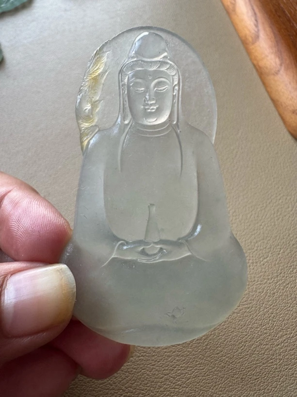 翡翠A货-素衣观音-73.3，44.3，6.1