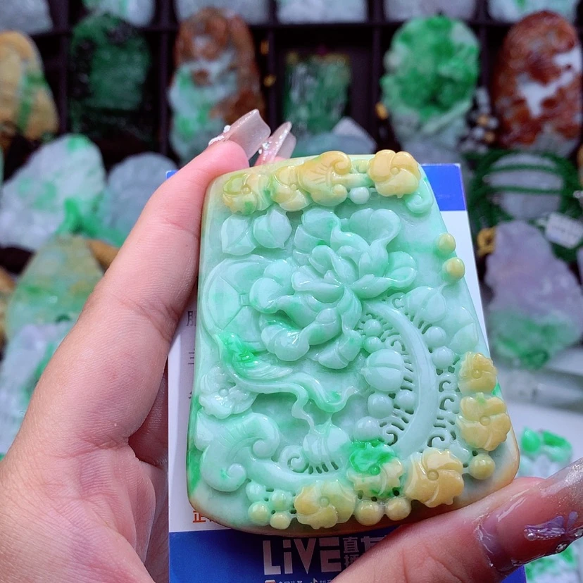 【闪购商品】翡翠颈饰未镶嵌挂件