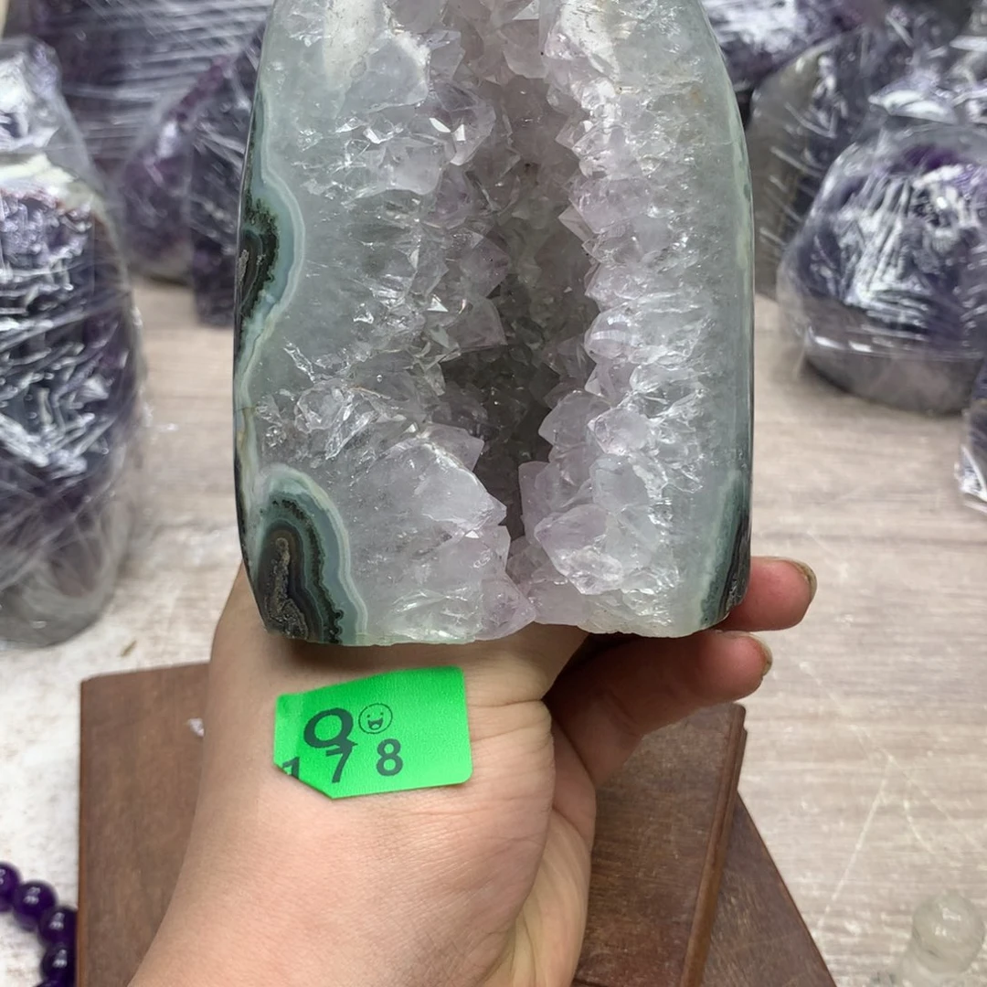 紫晶大型摆件（非配饰）未镶嵌