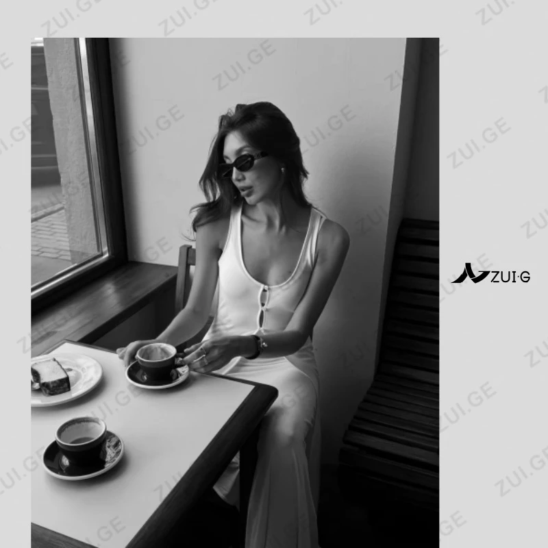 【腊肠狗】复古搞怪男女ins背包挂饰登山绳腊肠狗棒球挂件C1670