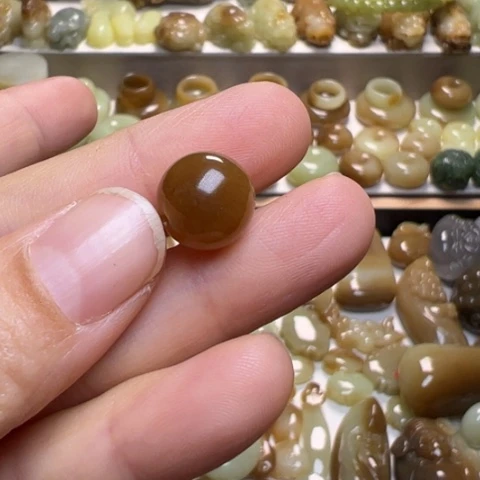 【闪购商品】颈饰未镶嵌和田玉丨透闪石玉