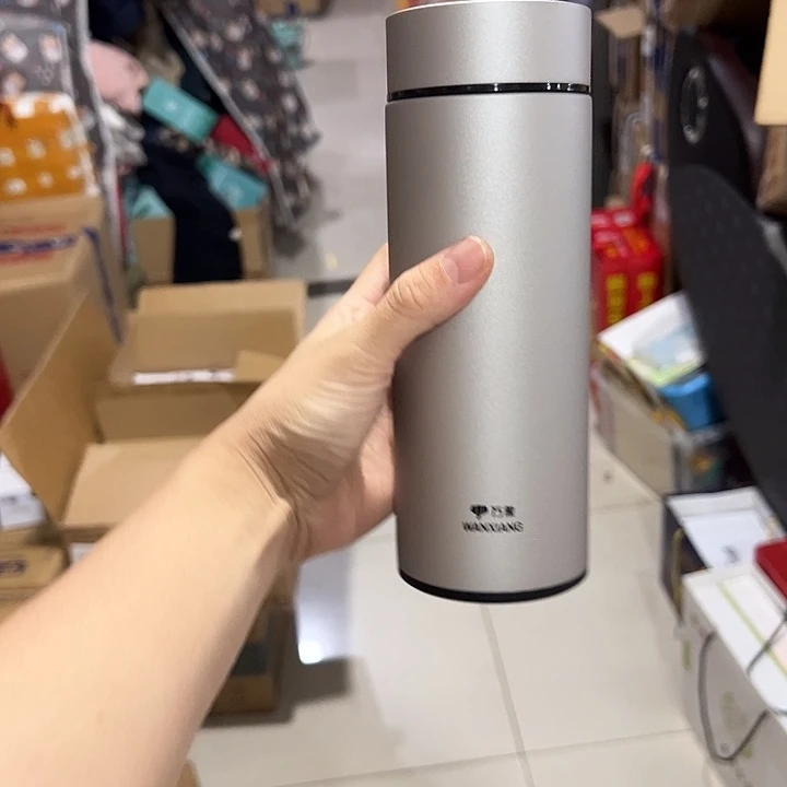 万象304480480H933保温杯没有网➕杯套