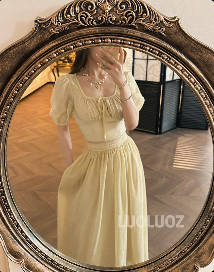 【现货】LUOLUOZ【花晨月夕】气质时尚上衣＋绝美半身长裙两件套JF761
