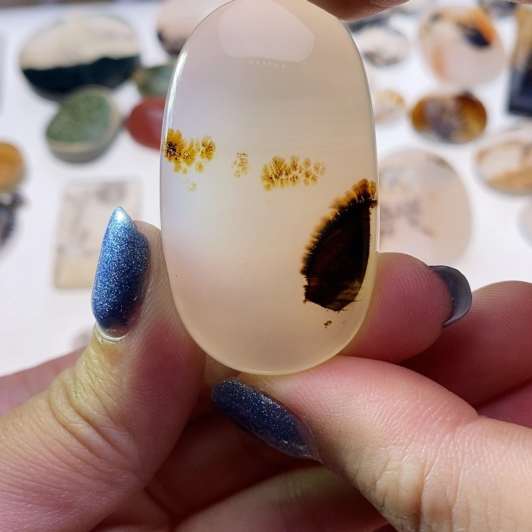 未镶嵌玛瑙/玉髓珠宝奇石