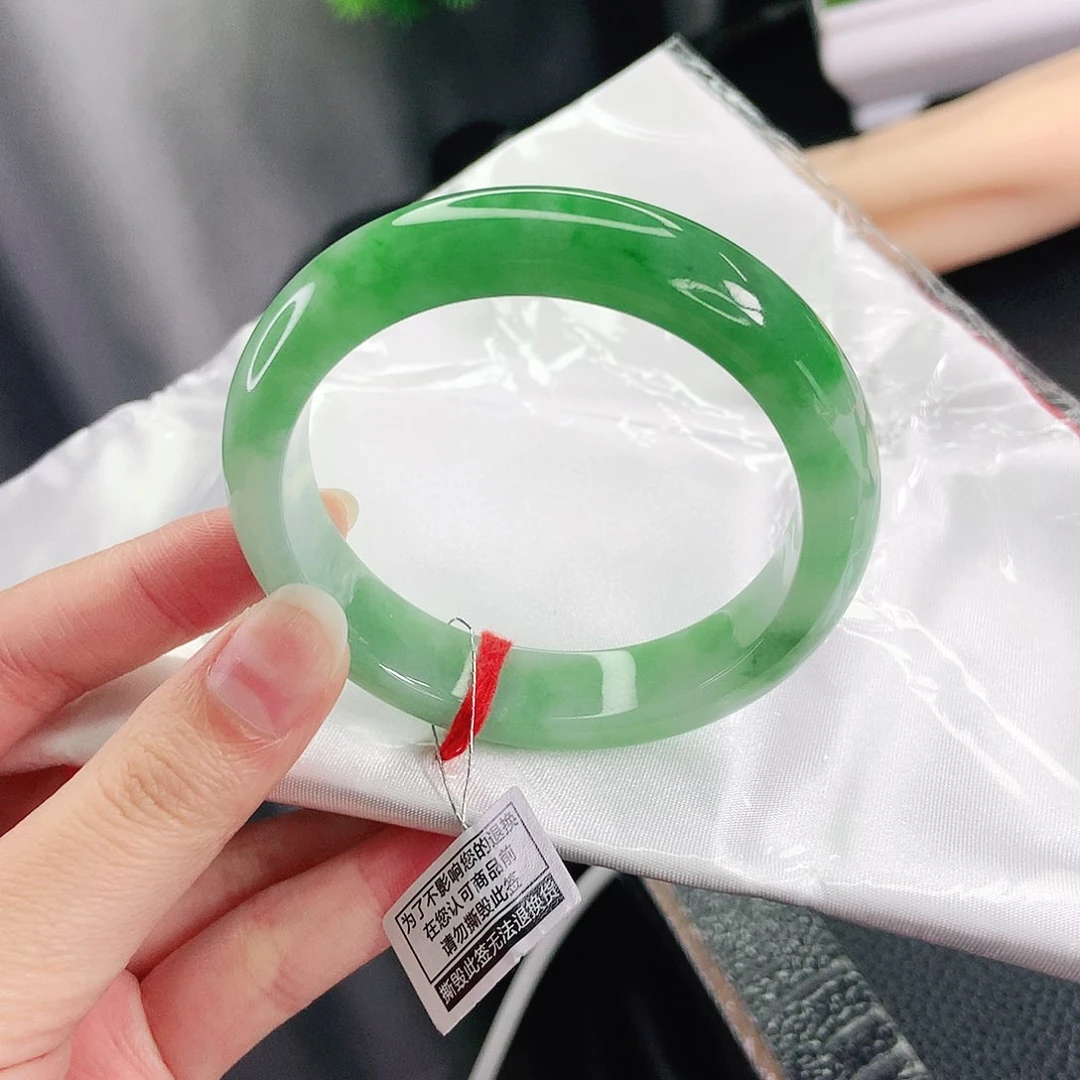未镶嵌手镯翡翠53圈