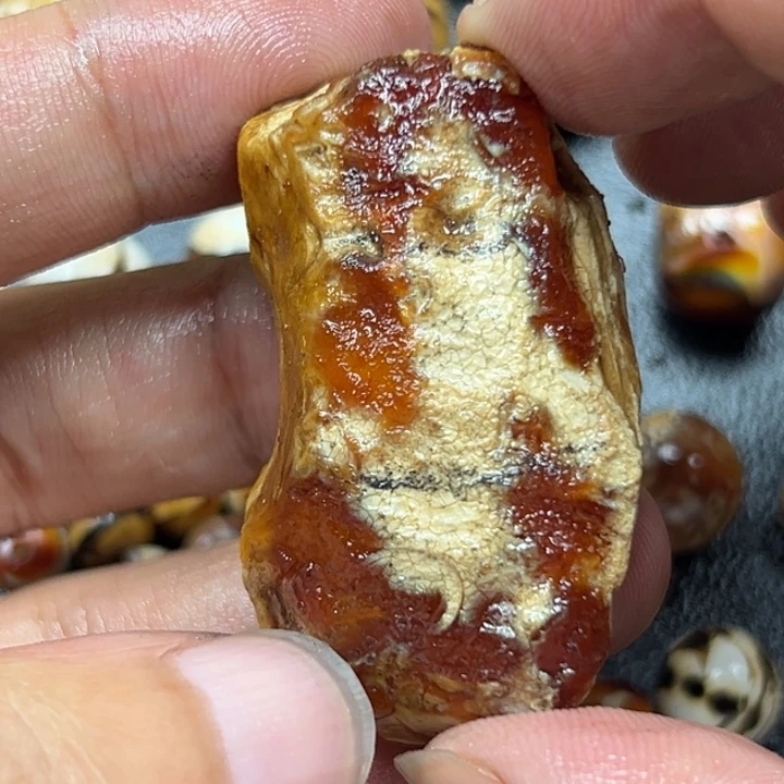 折****定制琥珀未镶嵌琥珀蜜蜡原石定制