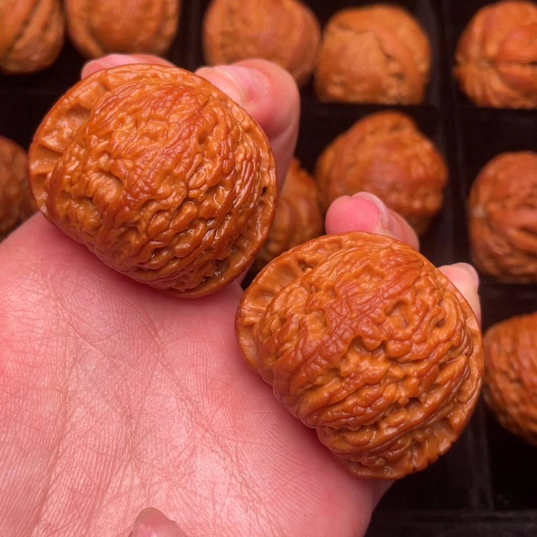 38碧玺（处理）文玩