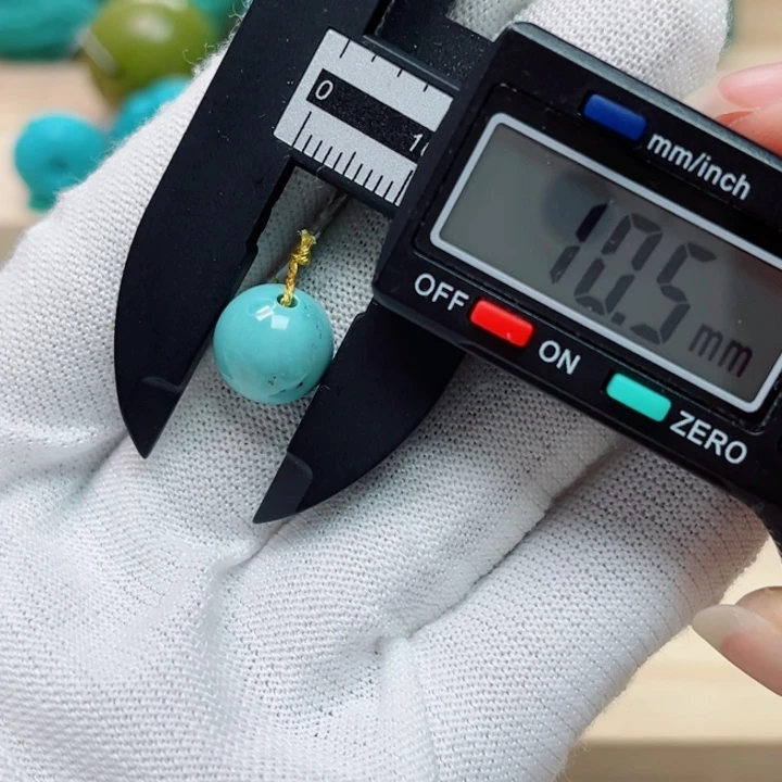 绿松石未镶嵌珠宝