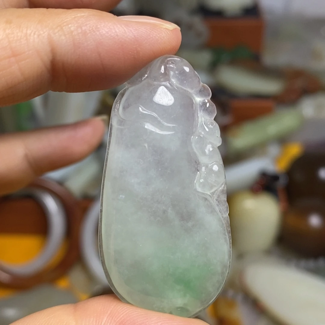 颈饰未镶嵌和田玉（糖玉）