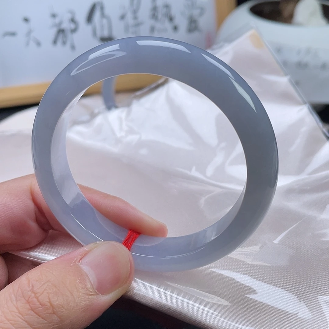 翡翠未镶嵌手镯正圈06