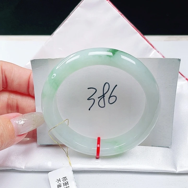 翡翠未镶嵌手镯缅甸翡翠54+