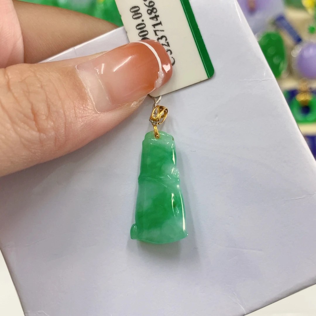 吊坠(不含链)18K金镶嵌翡翠