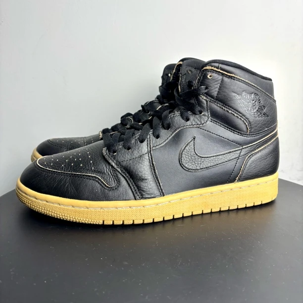 95新 maje 42.5码 aj1 黑渡边 正品 中古球鞋