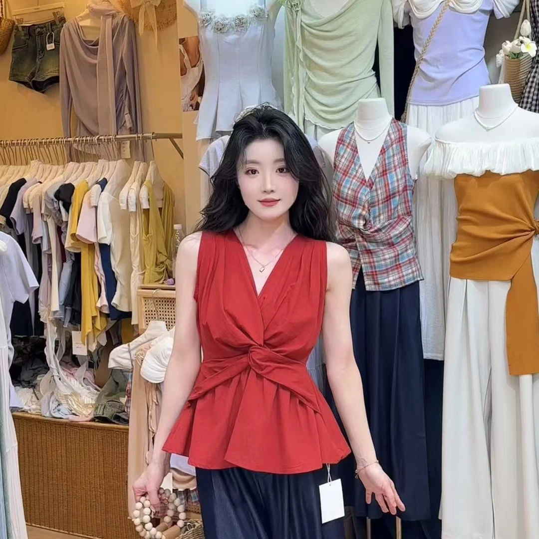 十三行夏季新款纯欲辣妹V领扭结背心女修身显瘦法式气质无袖上衣