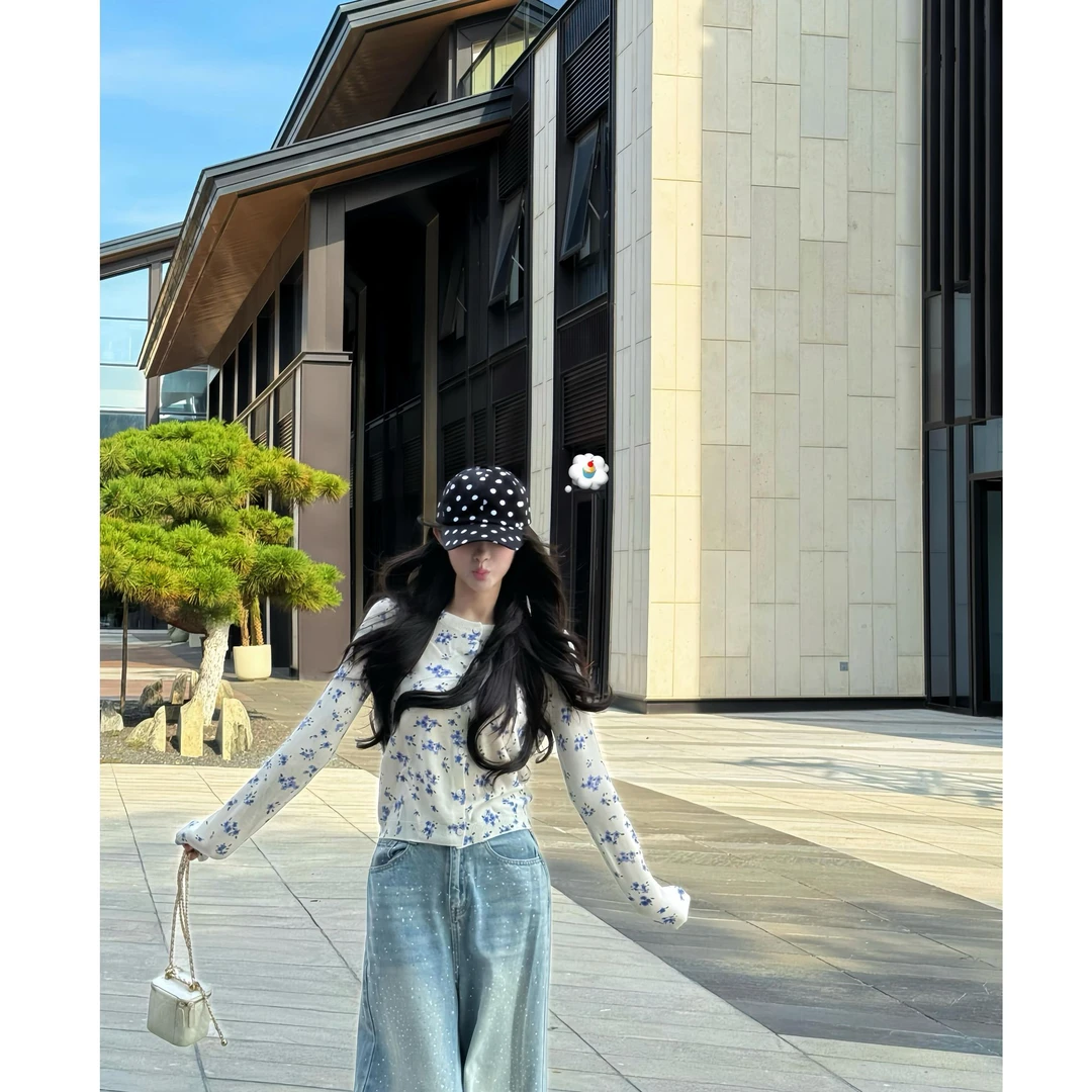 复古韩系清新碎花针织开衫女秋冬新款长袖温柔风上衣配显瘦休闲裤