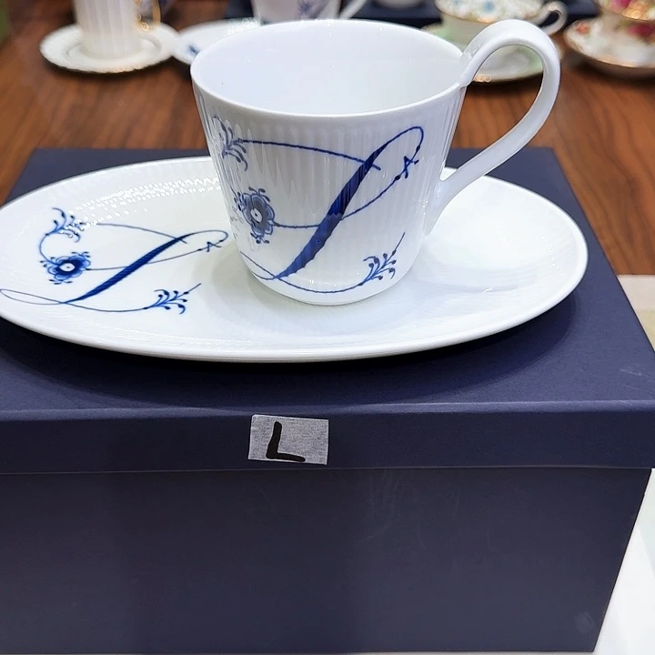瓷片杯子杯子杯子水杯杯子水杯