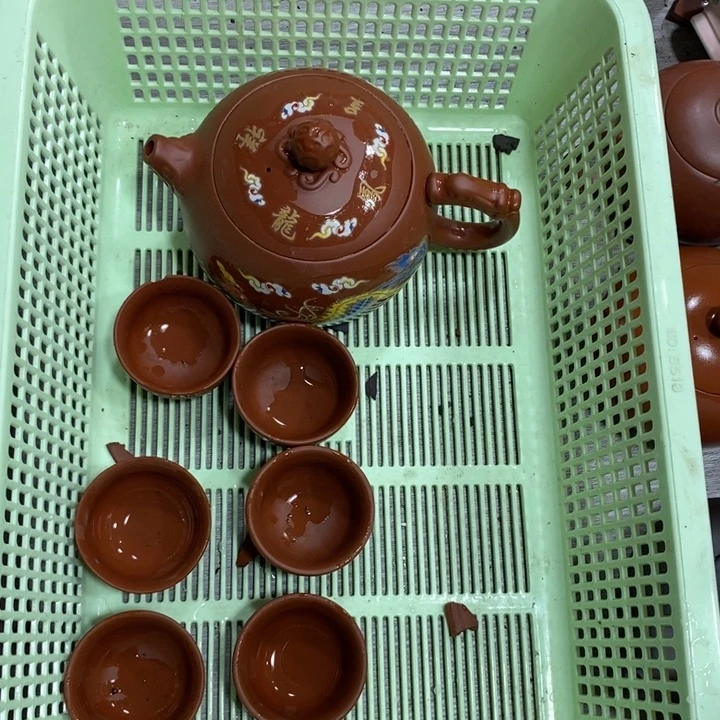 紫砂茶壶我也不知道