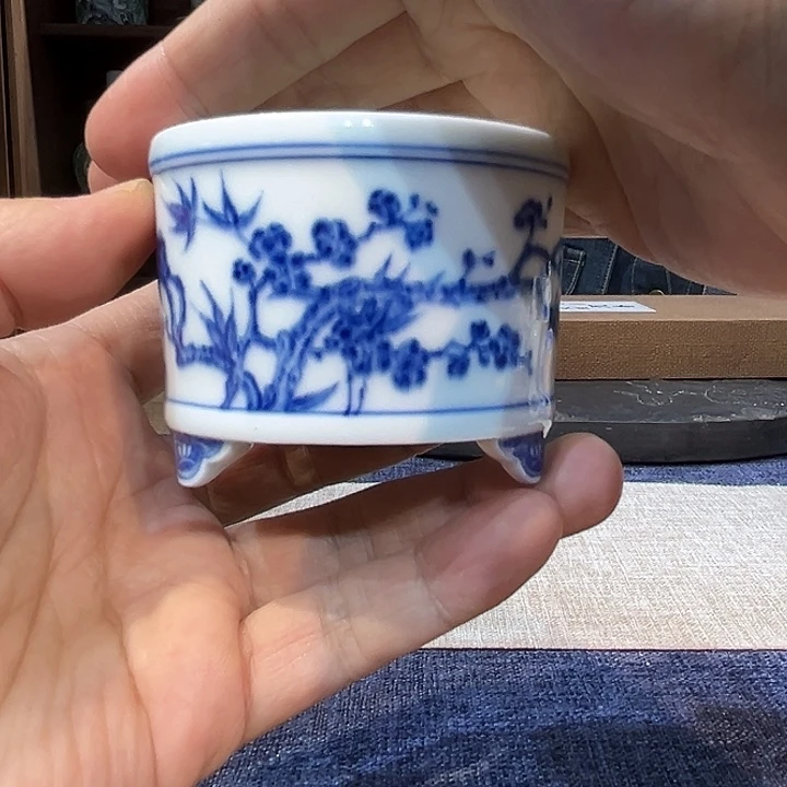 一***二瓷摆件青花松竹梅琴炉