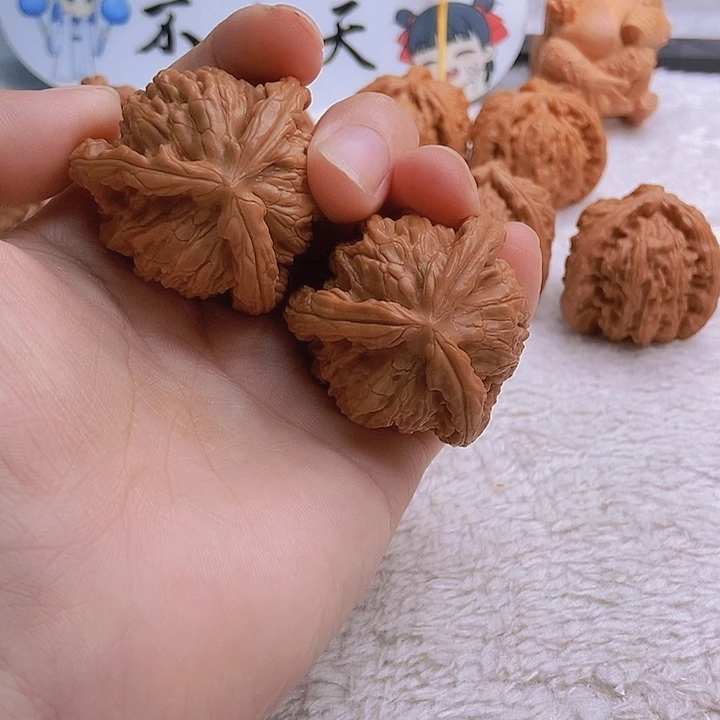 把件文玩核桃傲*三棱